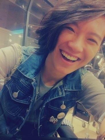 娱乐吃瓜女艺人定位歌手